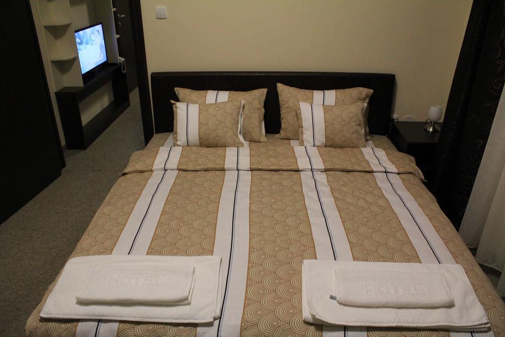 Hotel Feniks Požarevac 객실 사진