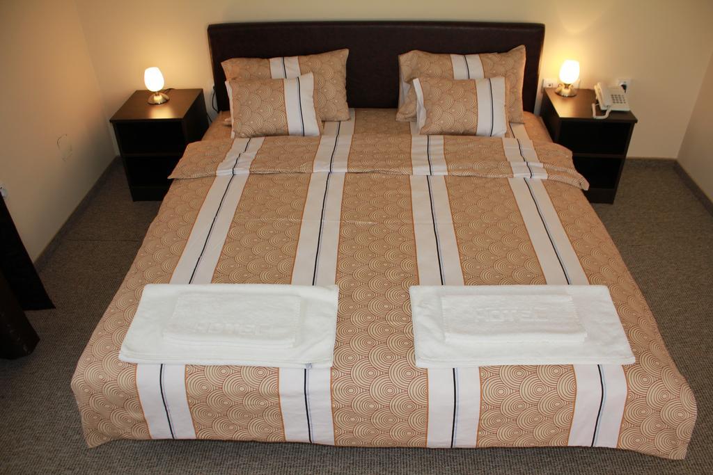 Hotel Feniks Požarevac 객실 사진