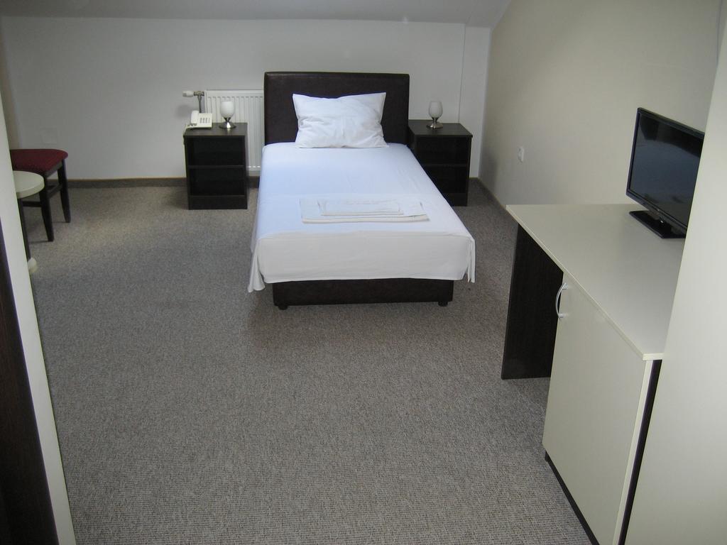 Hotel Feniks Požarevac 외부 사진